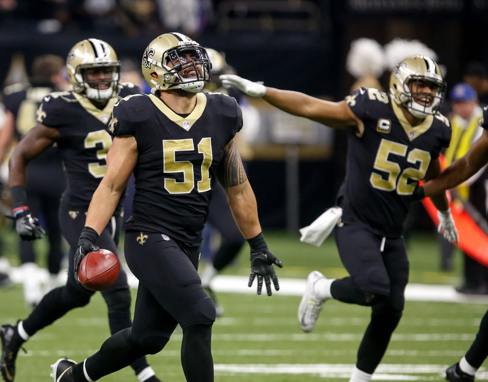 NO.saintsfalcons883.122517.jpg